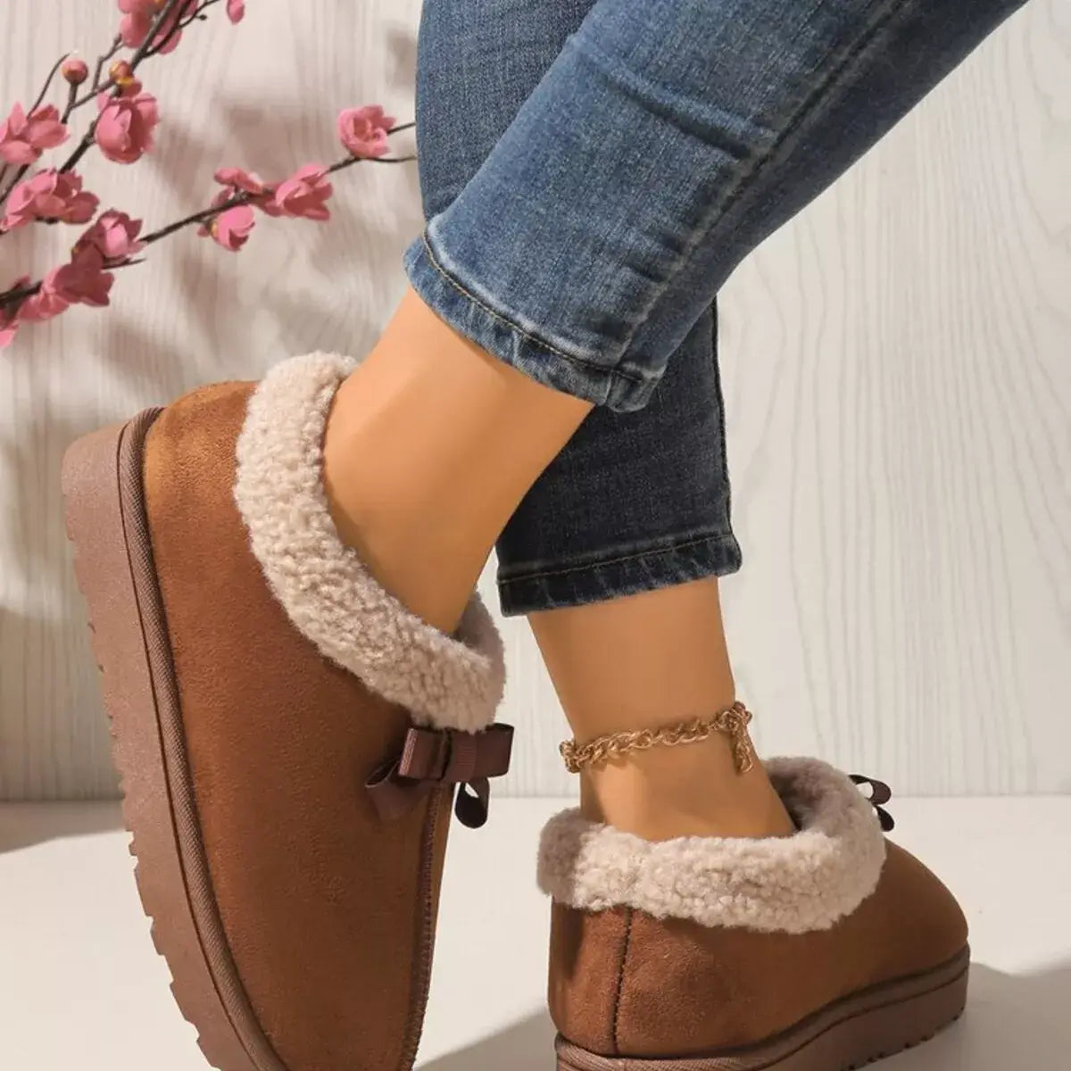 Suede Fluff-Lined Flat Shoes