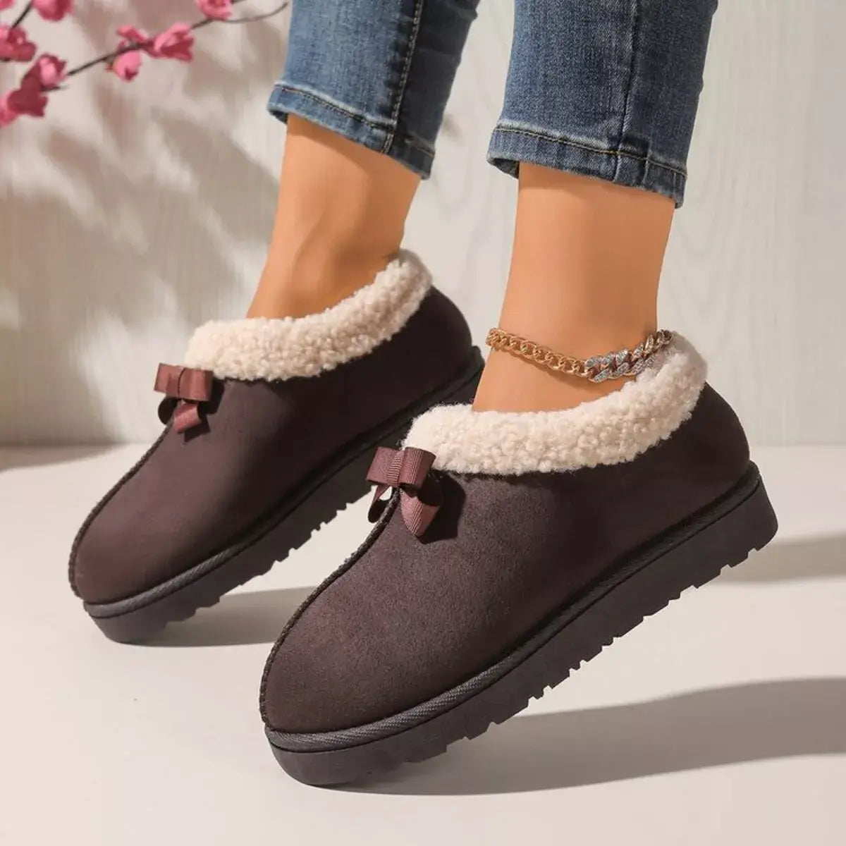 Suede Fluff-Lined Flat Shoes