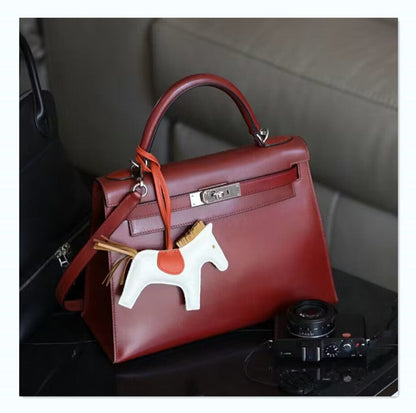 Women’s Glossy Leather Lock Shoulder Bag