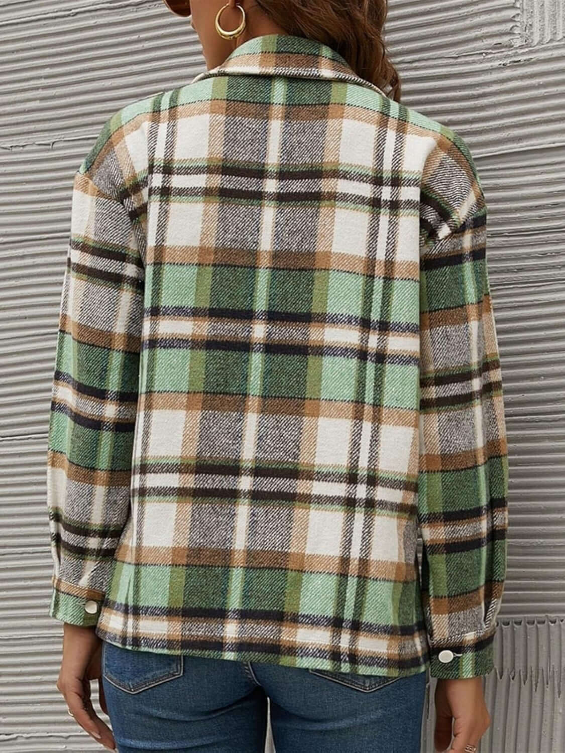 Women’s Cozy Plaid Button-Up Jacket