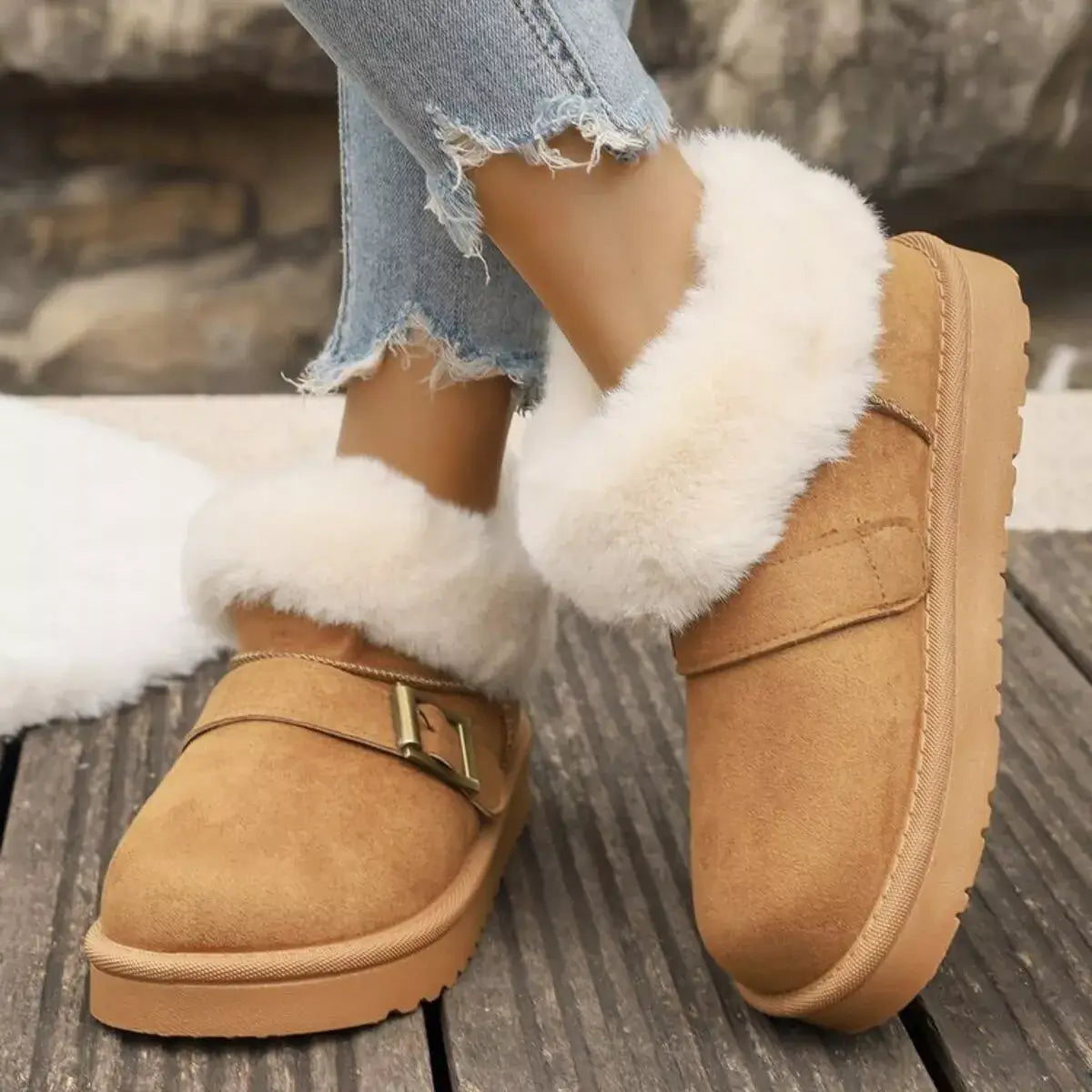 Fluff-Lined PU Leather Flat Shoes