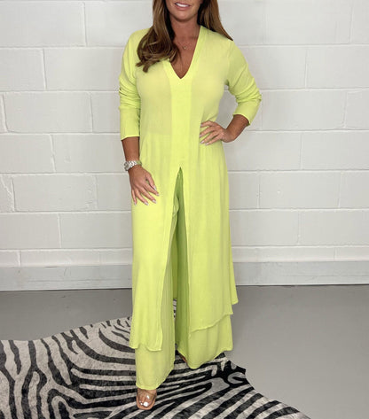 Women’s Minimalist Two-Piece Set
