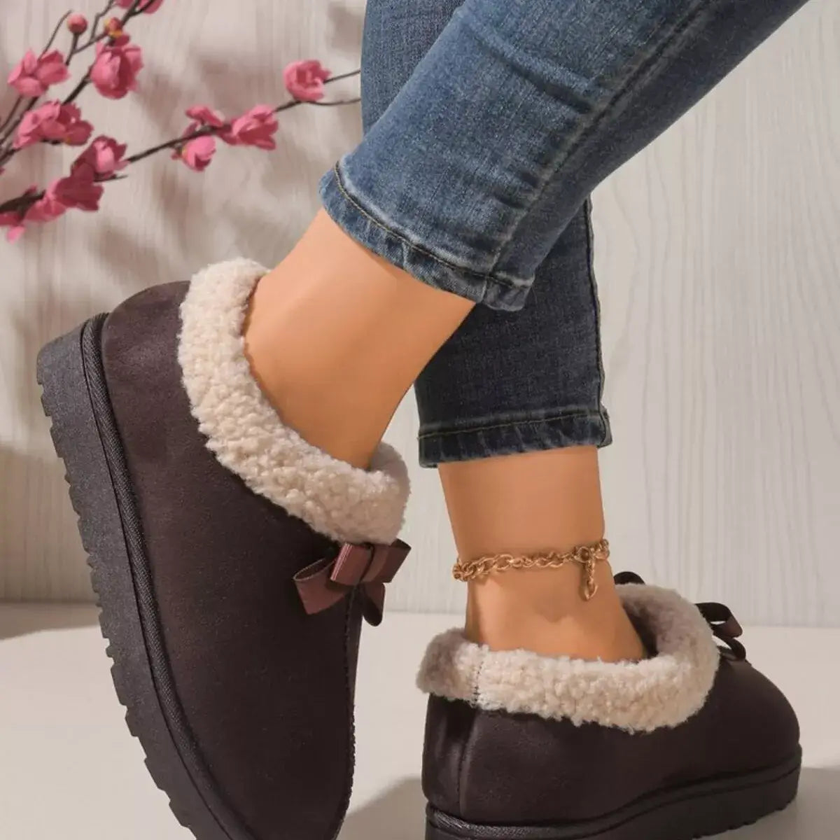 Suede Fluff-Lined Flat Shoes