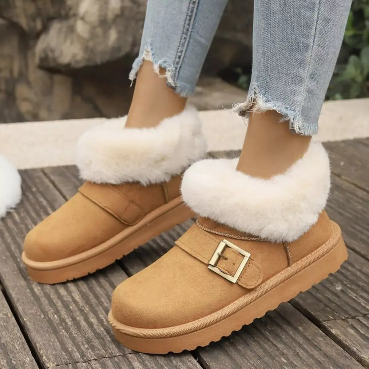 Fluff-Lined PU Leather Flat Shoes