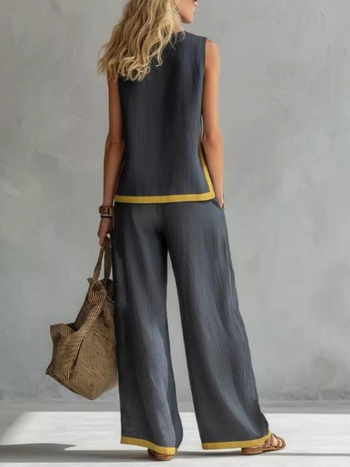 Plus Size Contrast Stripe Wide-Leg Set