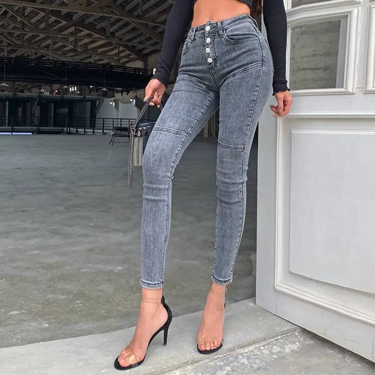 Women’s High-Waist Skinny Jeans