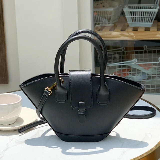 Women’s Vintage Shell Shoulder Bag
