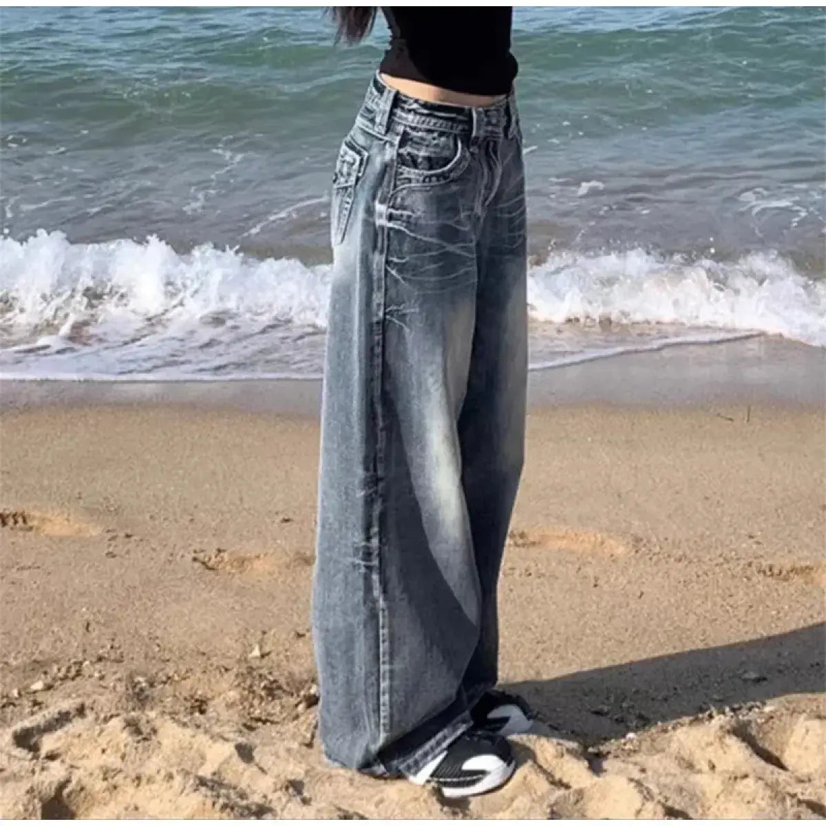 Vintage High-Waisted Wide-Leg Jeans